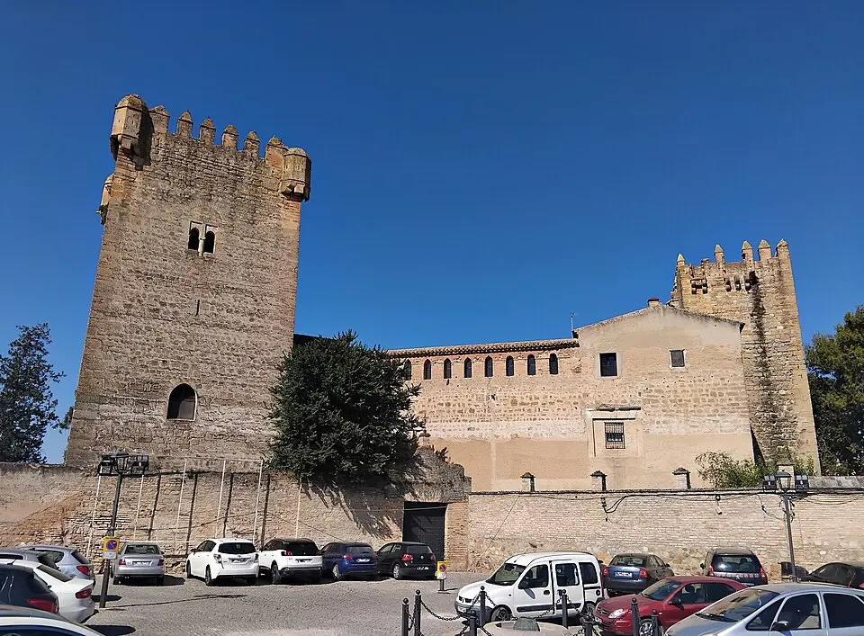 Slika: CFA1877 · CC BY-SA 4.0 Castillo de Montemayor