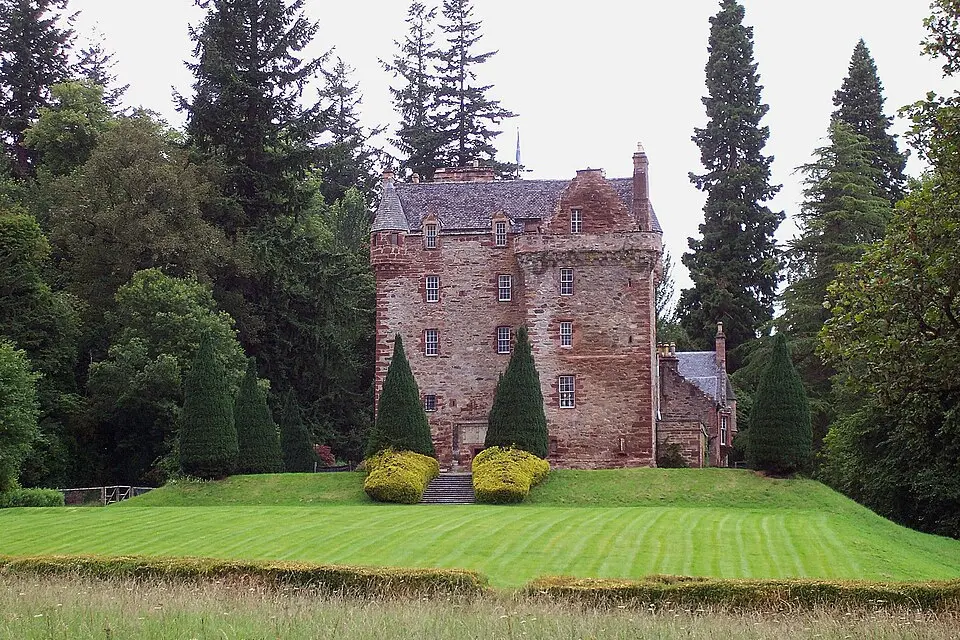 Bild: Colin Hepburn from Sale, UK · CC BY-SA 2.0 Castle Leod