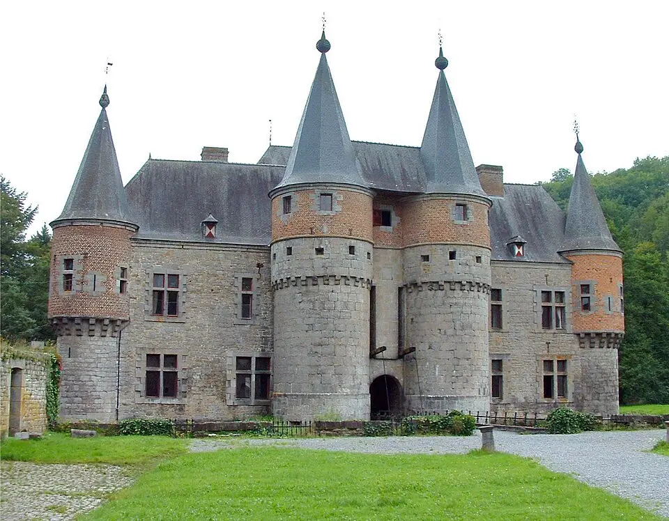 Bild: Diggy Benesou at Dutch Wikipedia · CC BY-SA 3.0 Château de Spontin