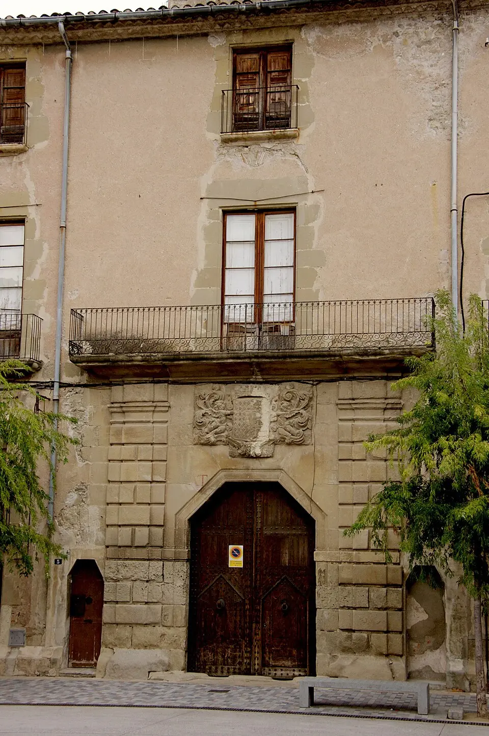 Palacio Comtal de Centellas