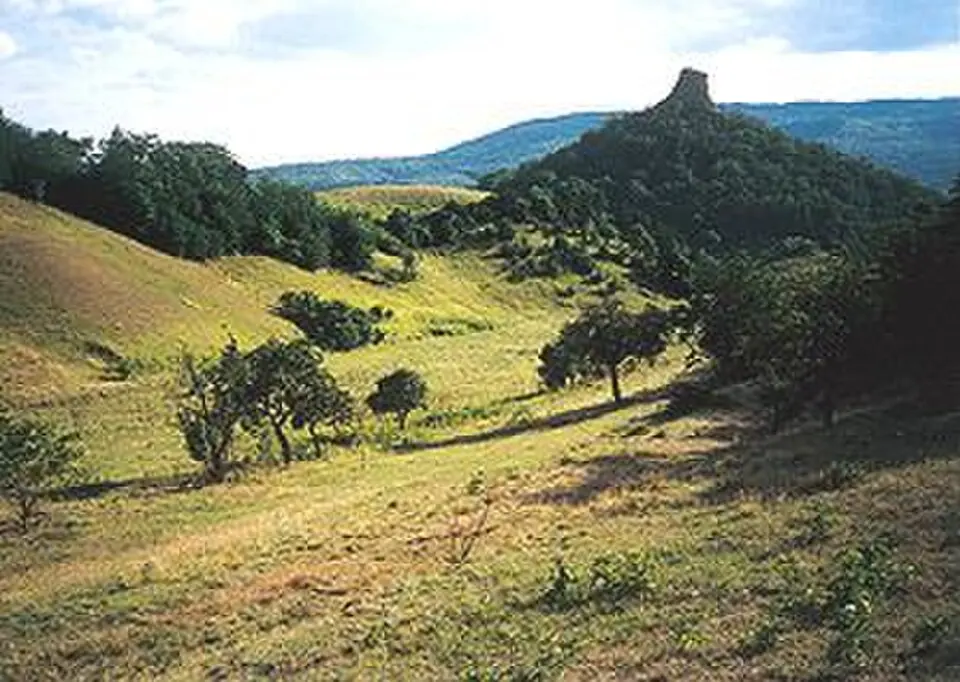 Bild: Dodoni · CC BY-SA 3.0 Cerová vrchovina