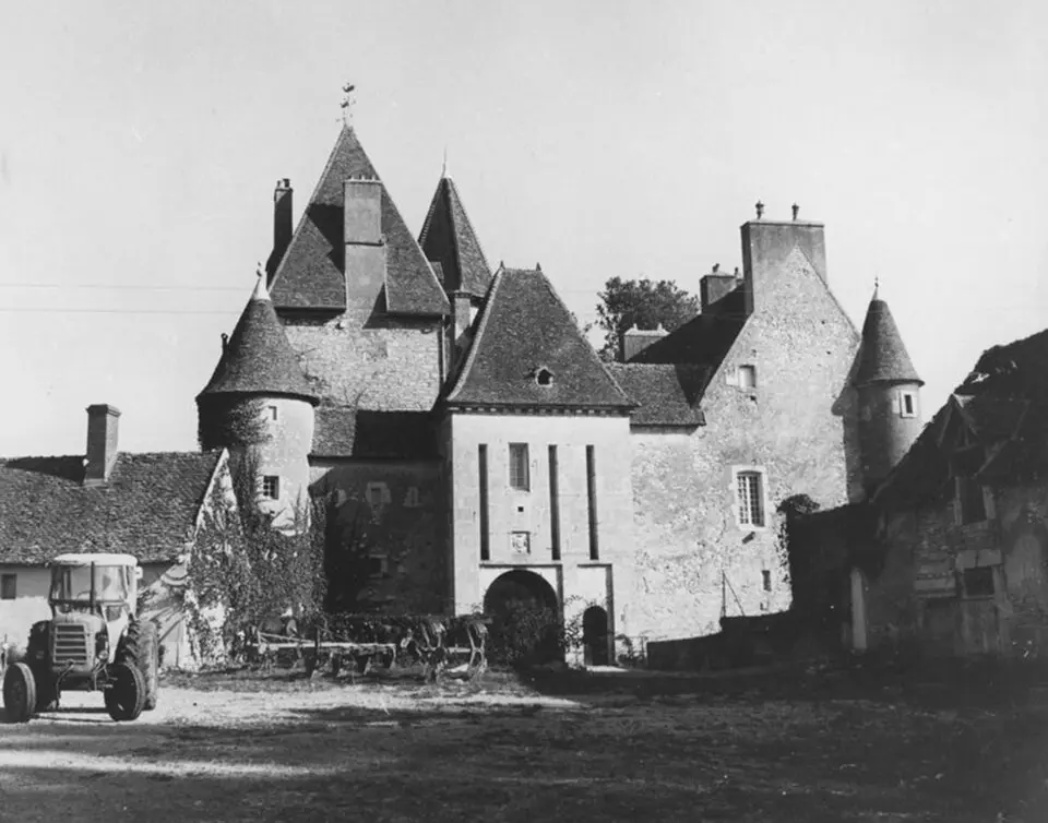 Bild: Sdo216 · CC BY-SA 4.0 château de Corcelles-les-Arts