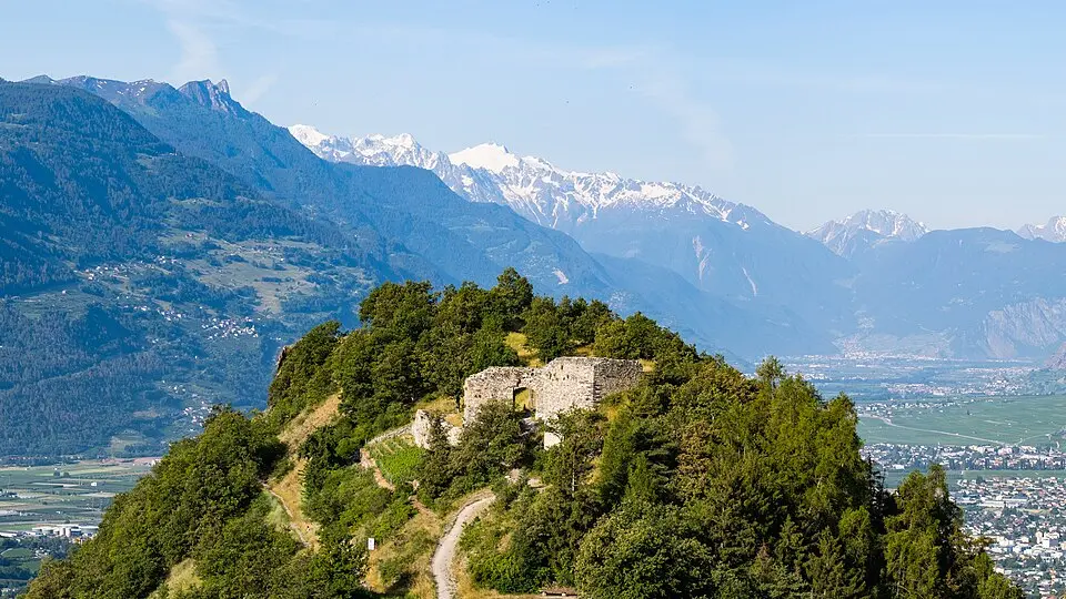 Ruine der Burg La Soie