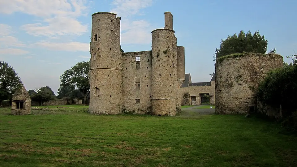 château de Montfort