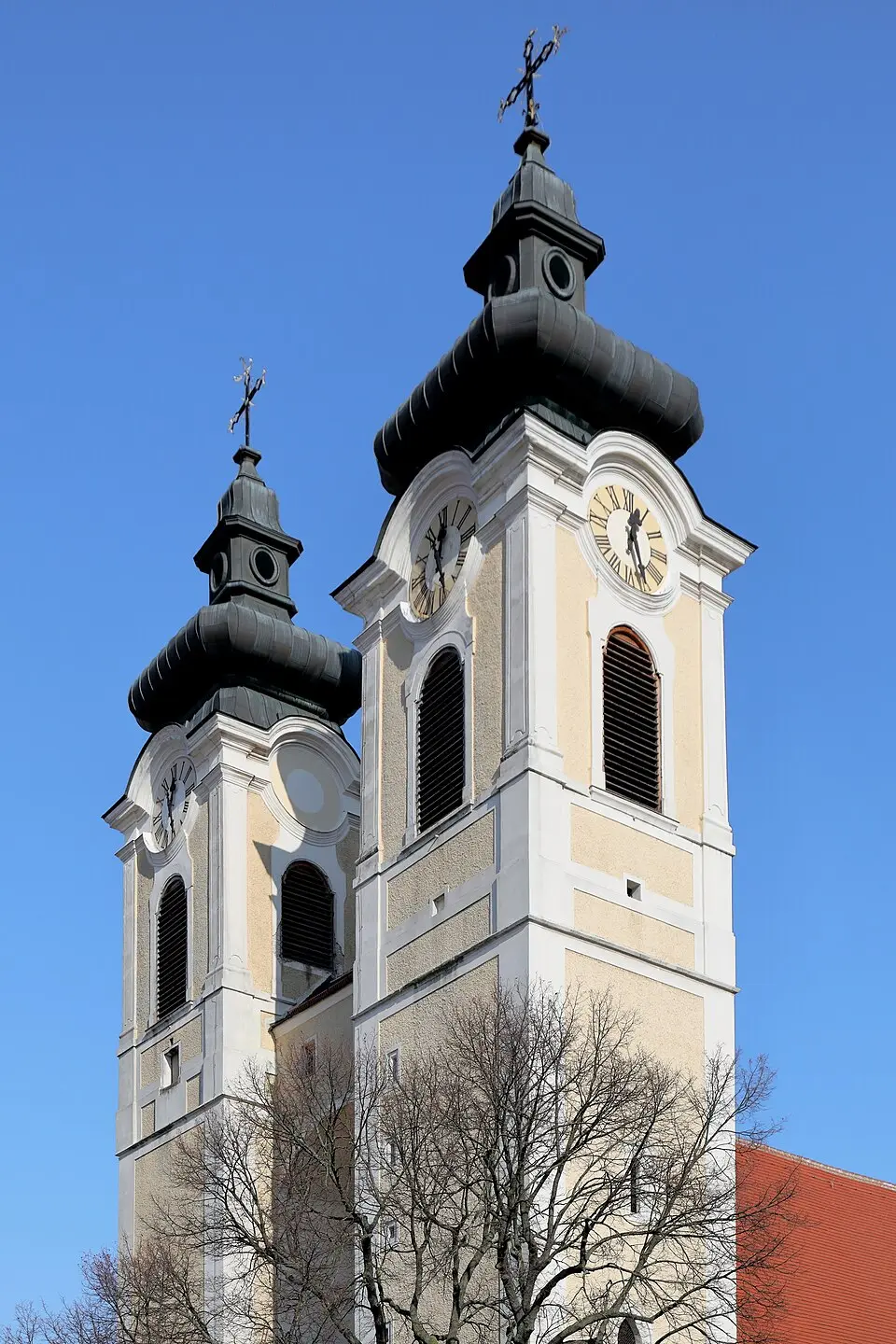 St Stephen’s: from the portal to the choir
