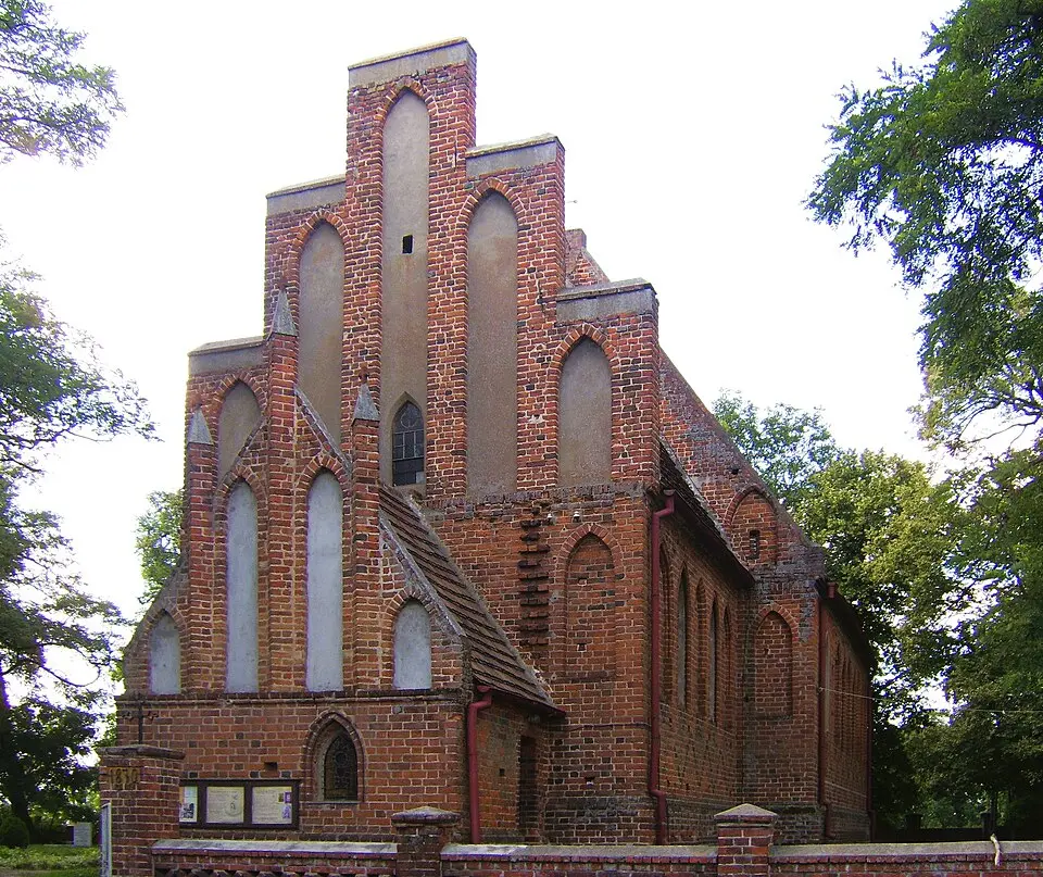 Obrázok: Jan Chmielewski · Public domain Kościół św. Bartłomieja w Chełmoniu