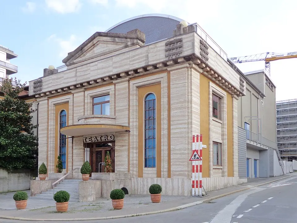 Image: Arbalete · CC BY-SA 4.0 Cinema Teatro Chiasso