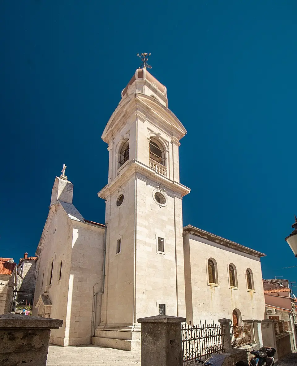 Heilig-Kreuz-Kirche: ein Gotteshaus wird für die Festung abgerissen