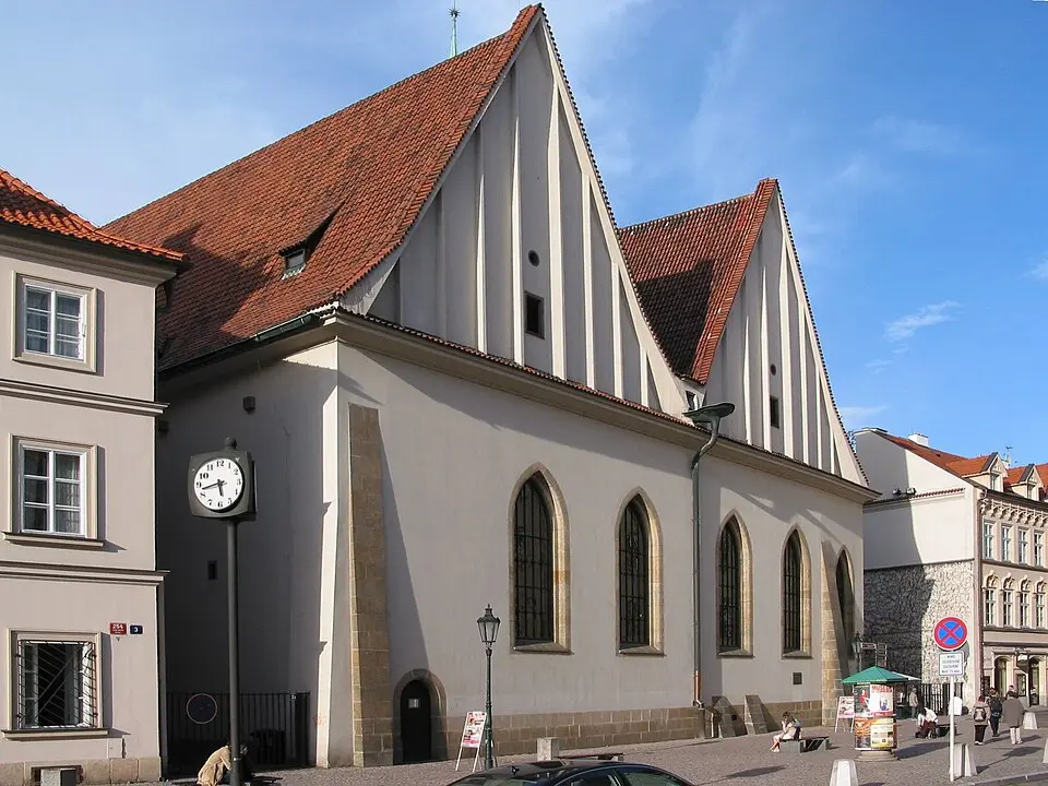 Prag: Kirchen der Altstadt und wem sie gehörten
