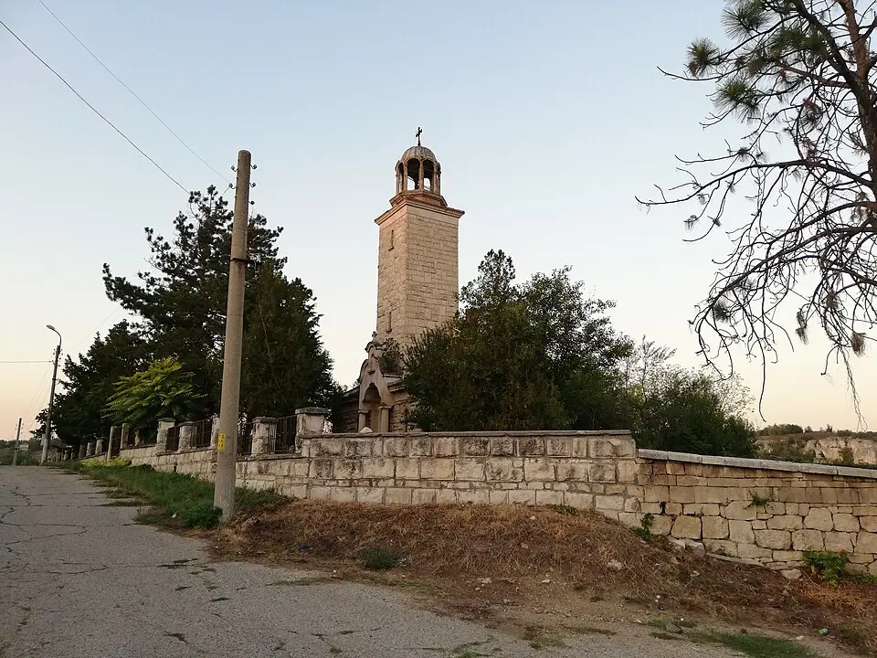 Красен