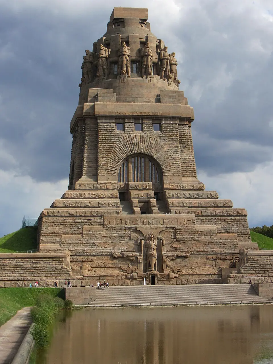 Bild: Paolchen · CC BY-SA 3.0 DE Völkerschlachtdenkmal