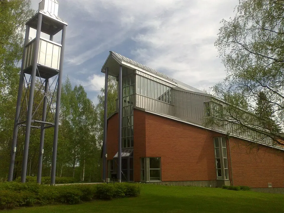 Juankosken Ylösnousemuksen kirkko