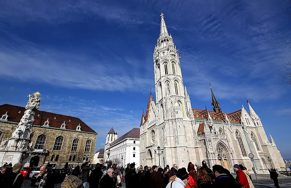 Budapest: Der Bombenplatz, die Ungarische Bastille und der Glücksforint