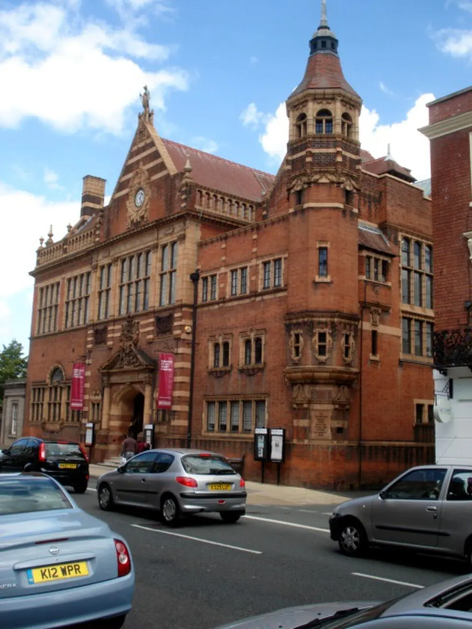 Obrázek: Trevor Rickard · CC BY-SA 2.0 Worcester City Art Gallery and Museum