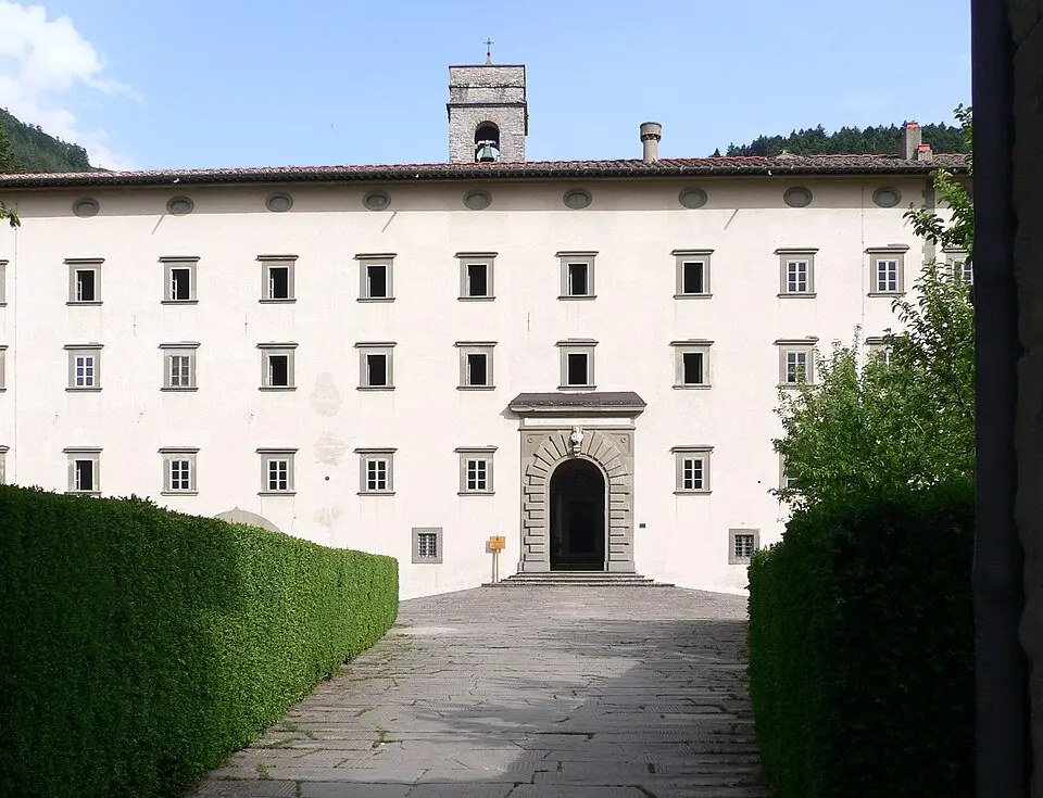 Bild: JacobH · CC BY-SA 3.0 Abbazia di Vallombrosa