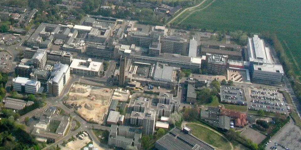 Bild: Cmglee · CC BY-SA 3.0 Addenbrooke’s Hospital