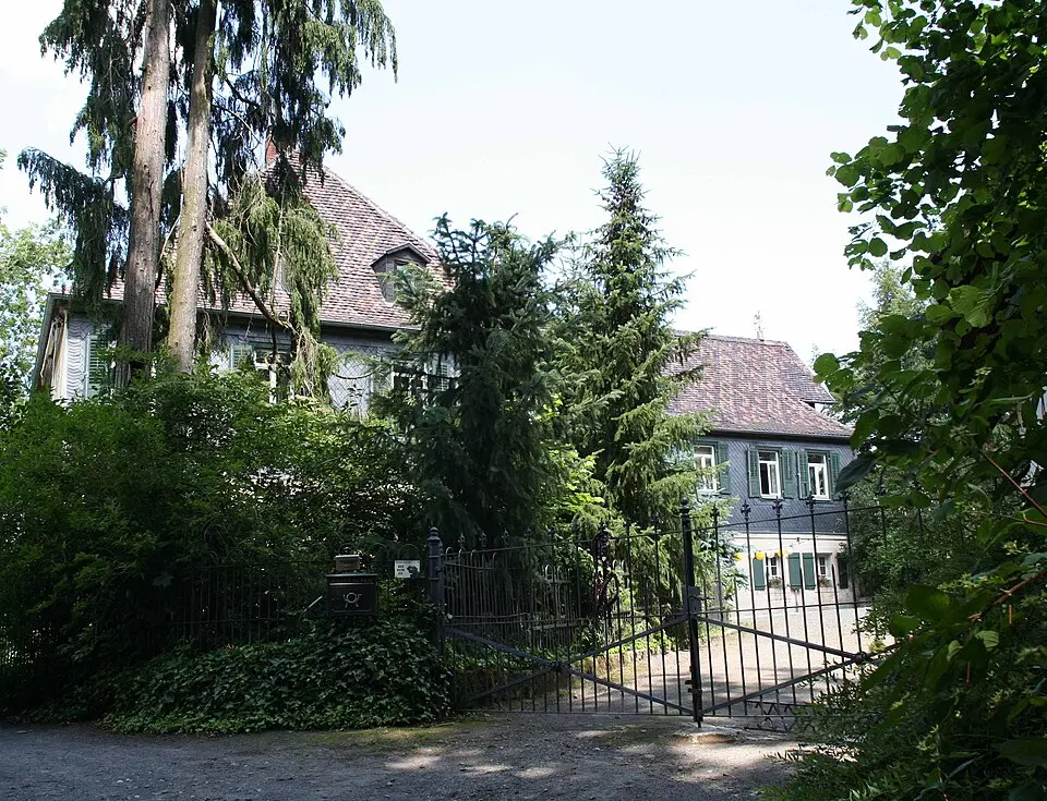 Bild: Störfix · CC BY-SA 3.0 Schloss Eichhof