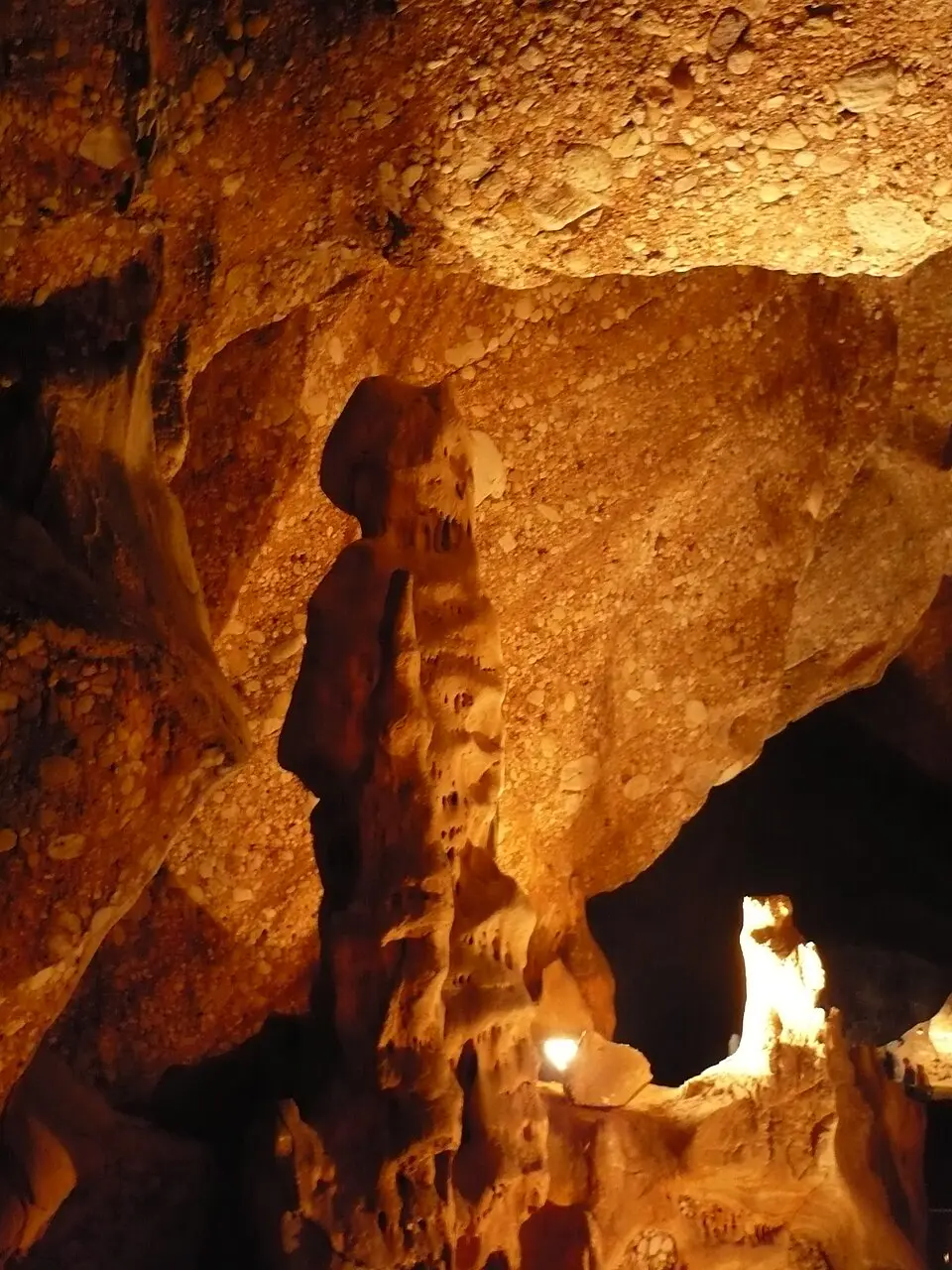 Cueva del Salnitre