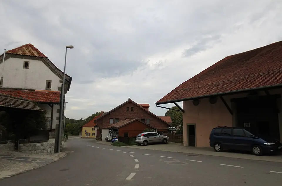 Obrázek: Christophe Badoux · CC BY-SA 3.0 Corcelles-le-Jorat