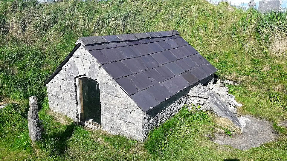 Caomhan's Church