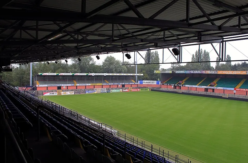 Bild: Martijn Mureau · CC BY-SA 3.0 Daknamstadion