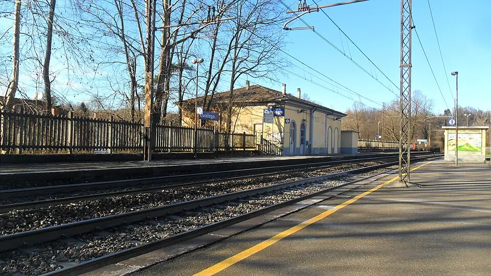 Bild: Firesus at Italian Wikipedia · Public domain stazione di Cucciago