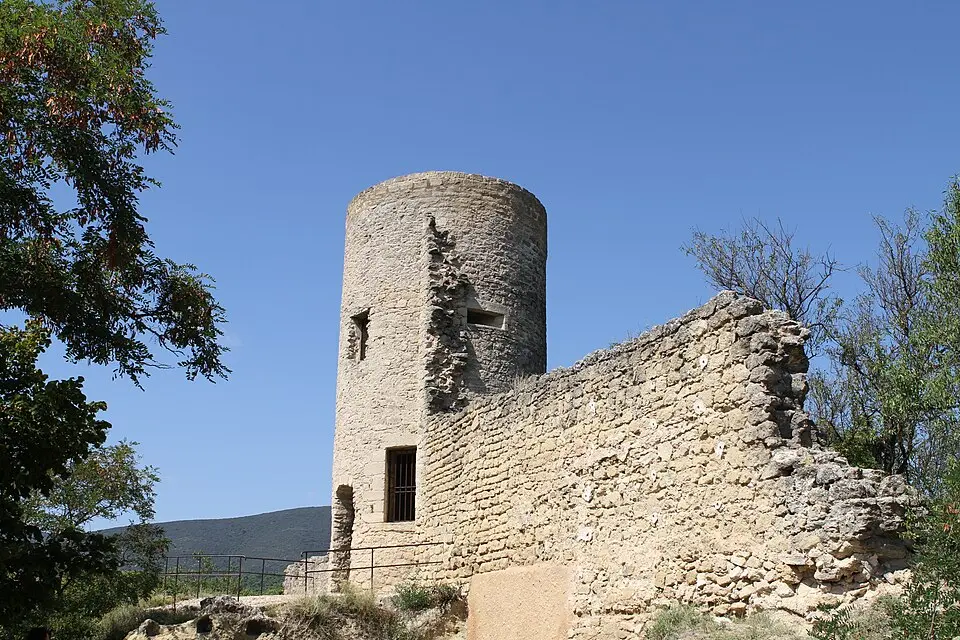 enceinte médiévale de Cucuron