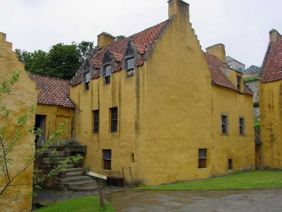 Bild: Lyall Duffus · CC BY-SA 2.0 Culross Palace
