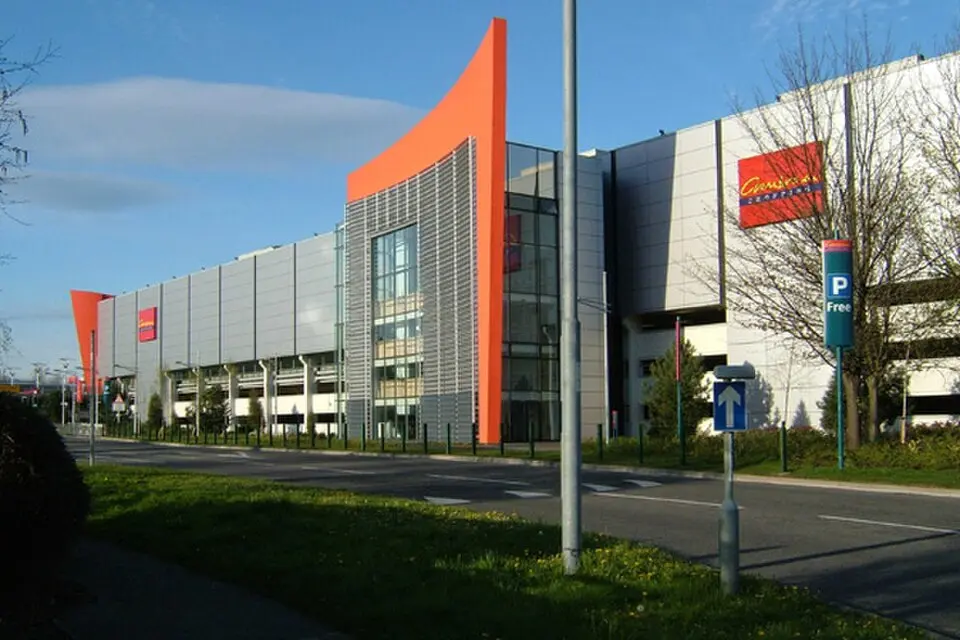Bild: Apalumorris · CC BY-SA 3.0 Cwmbran Central