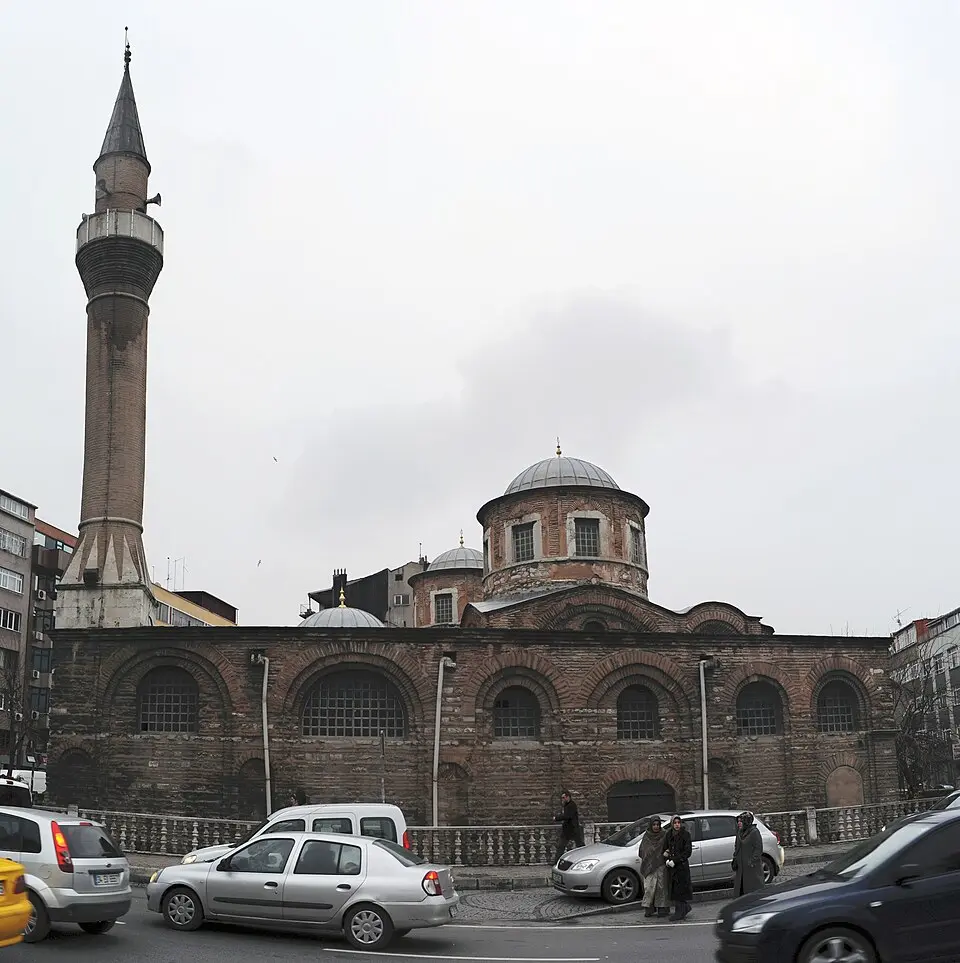 Bild: User:Ggia · CC BY-SA 3.0 Fenârî-Îsâ-Moschee