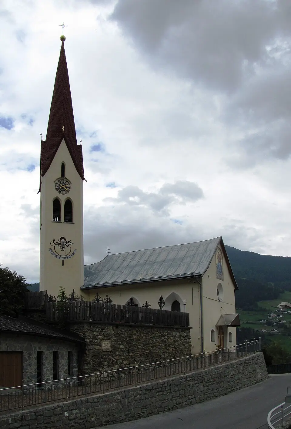 Image: Emolenz · CC BY 3.0 Pfarrkirche Hochgallmigg