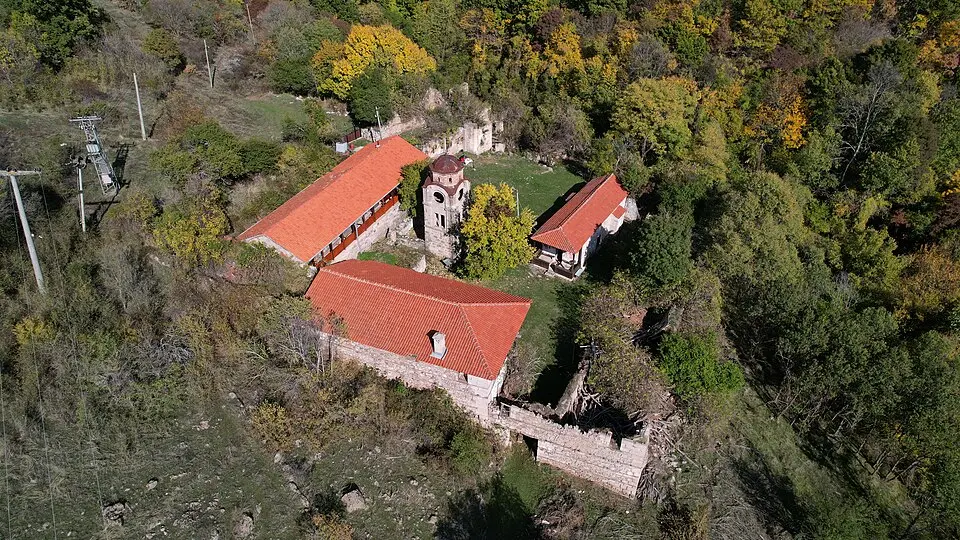 monastère de Karpino