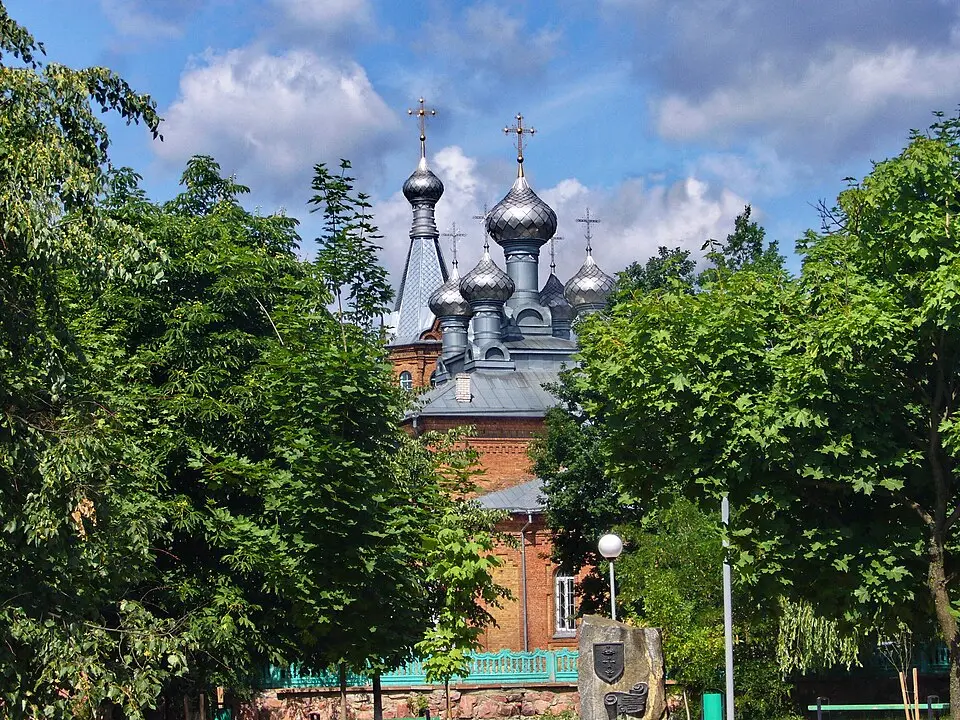 Лунінец
