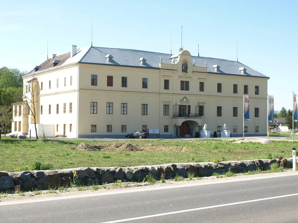 Schloss Hubertendorf/Herbartendorf/Höbatendorf