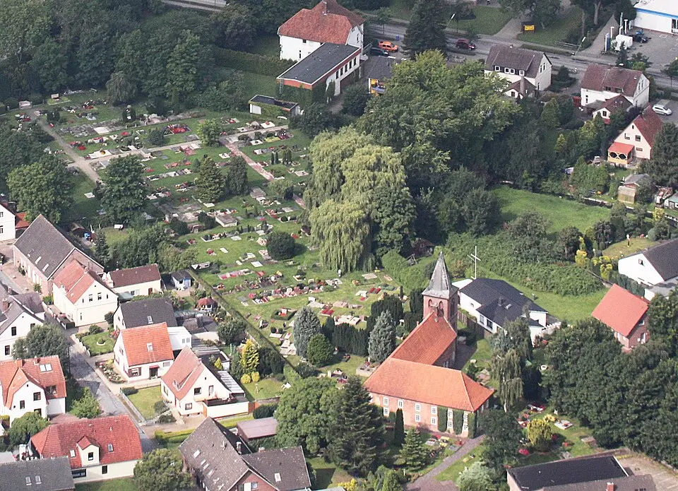 Bild: Bin im Garten · CC BY-SA 3.0 Elsfleth