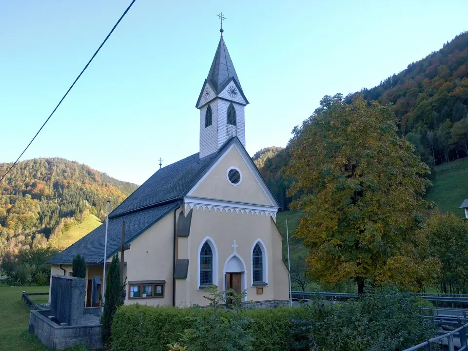 Obrázok: Grubernst · CC0 Kirche Unterlaussa