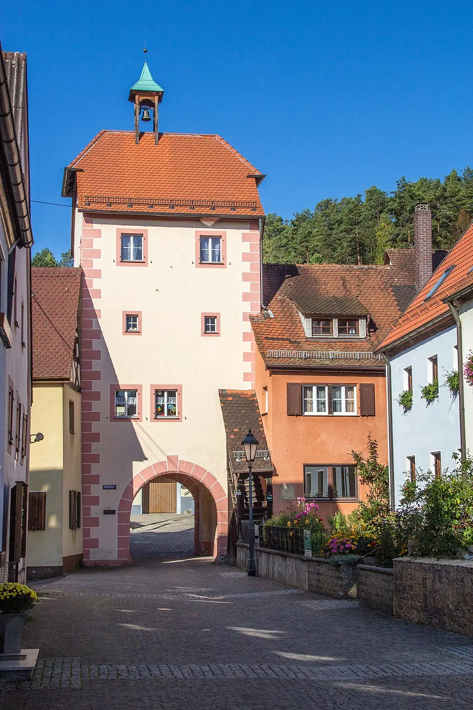 Stadttor in Velden