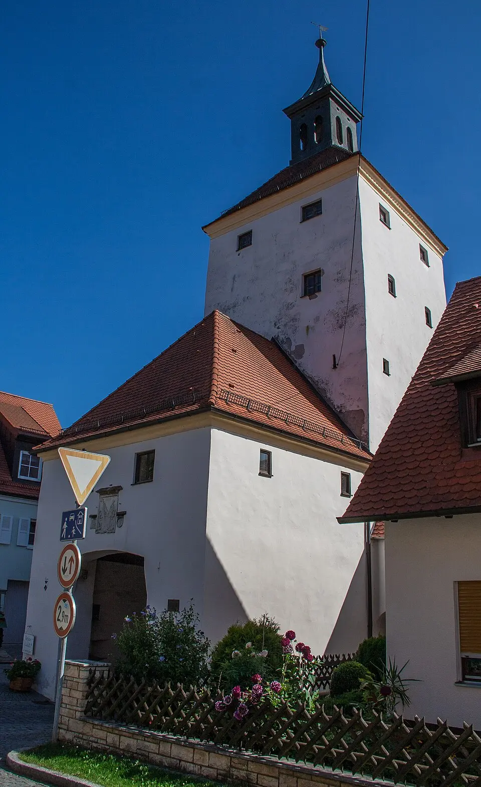 Sogenanntes Hausener, Nürnberger oder Oberes Tor