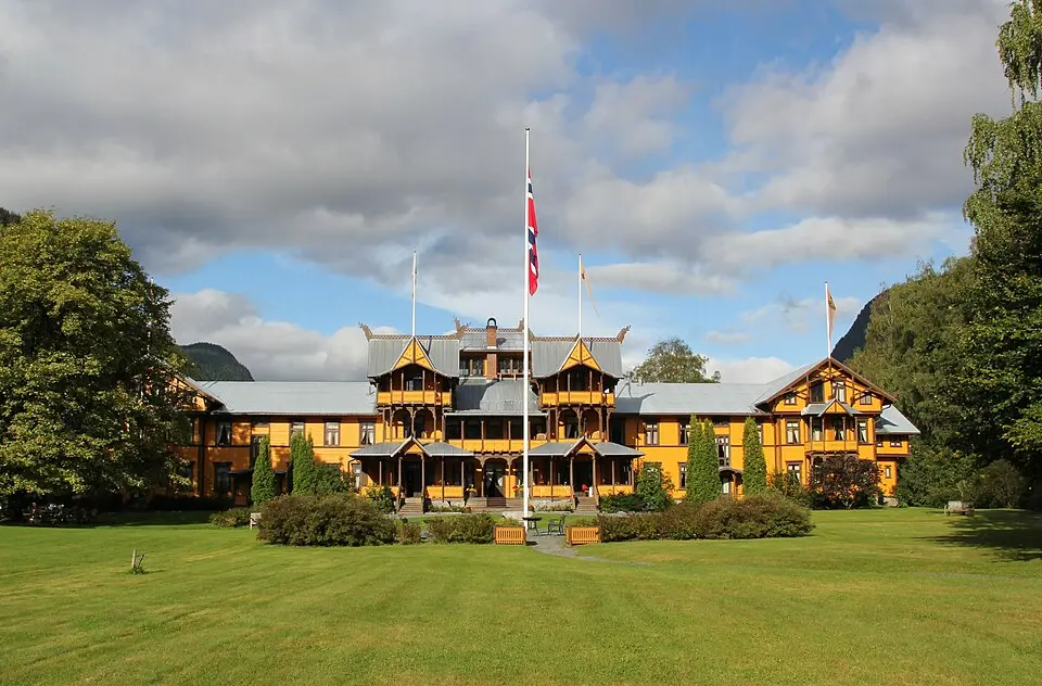 Dalen Hotel