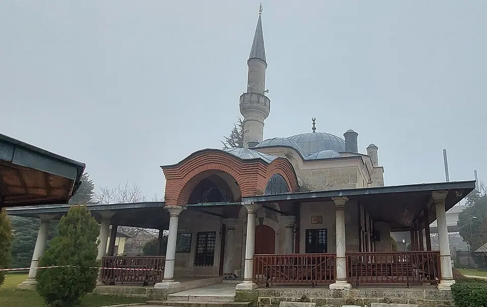Bild: İmmortalance · CC BY-SA 4.0 Darülhadis Camii