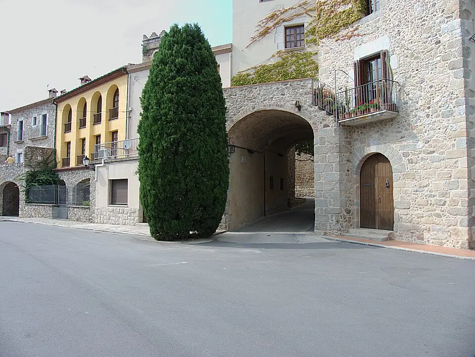 Muralla de Darnius