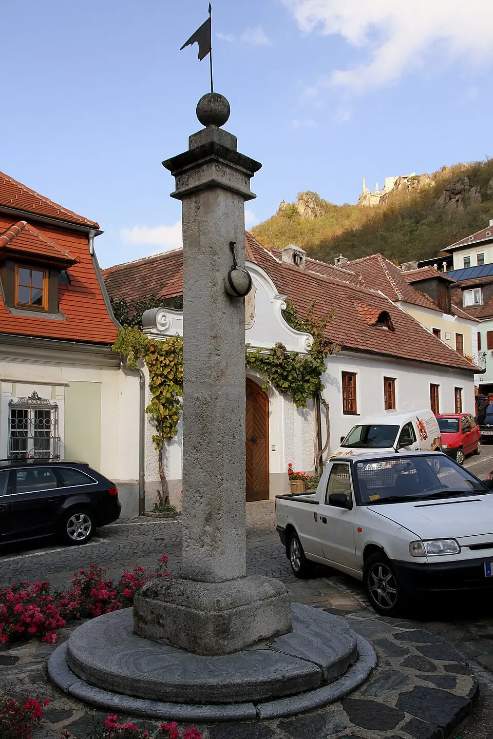 Bild: C.Stadler/Bwag · CC BY-SA 3.0 Donautor und Pranger