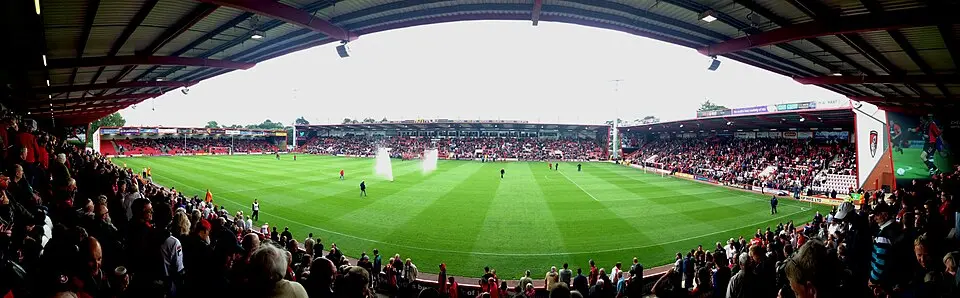 Bild: Matthew Jackson · CC BY-SA 3.0 Dean Court