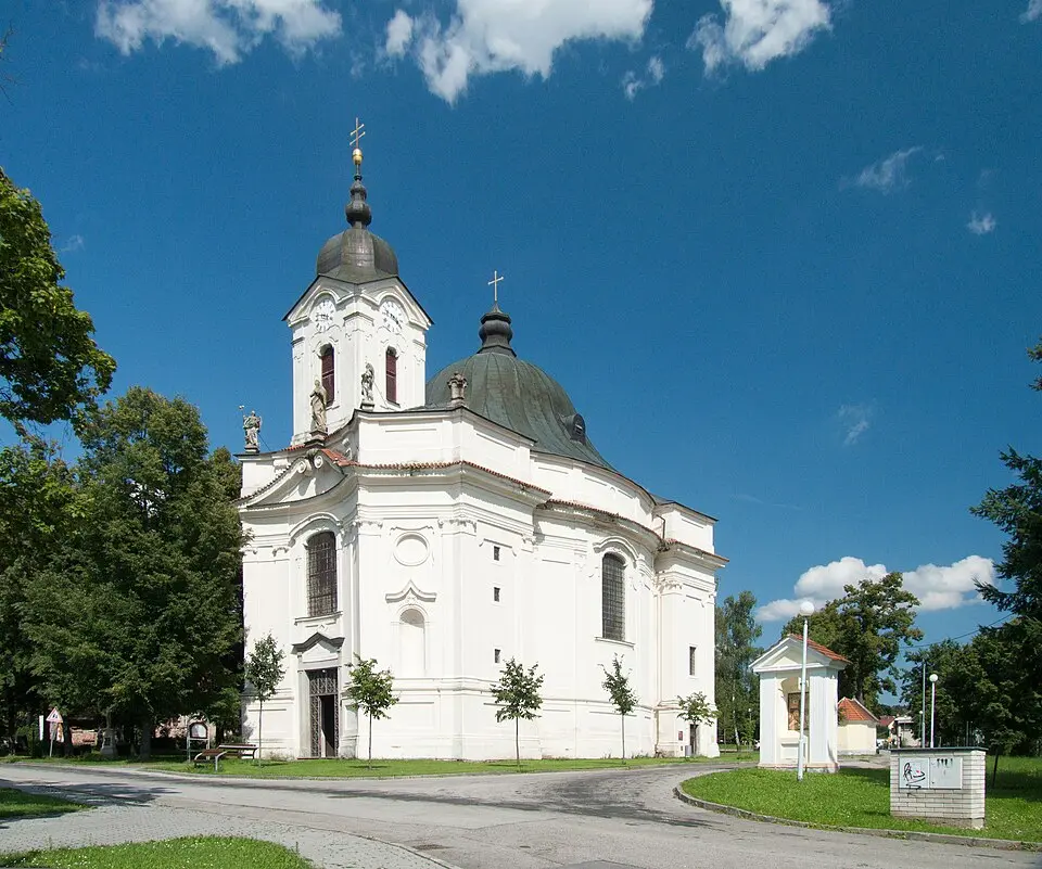 Image: Jitka Erbenová (cheva) · CC BY-SA 3.0 Church of Our Lady of Sorrows (Dobrá Voda u Českých Budějovic)
