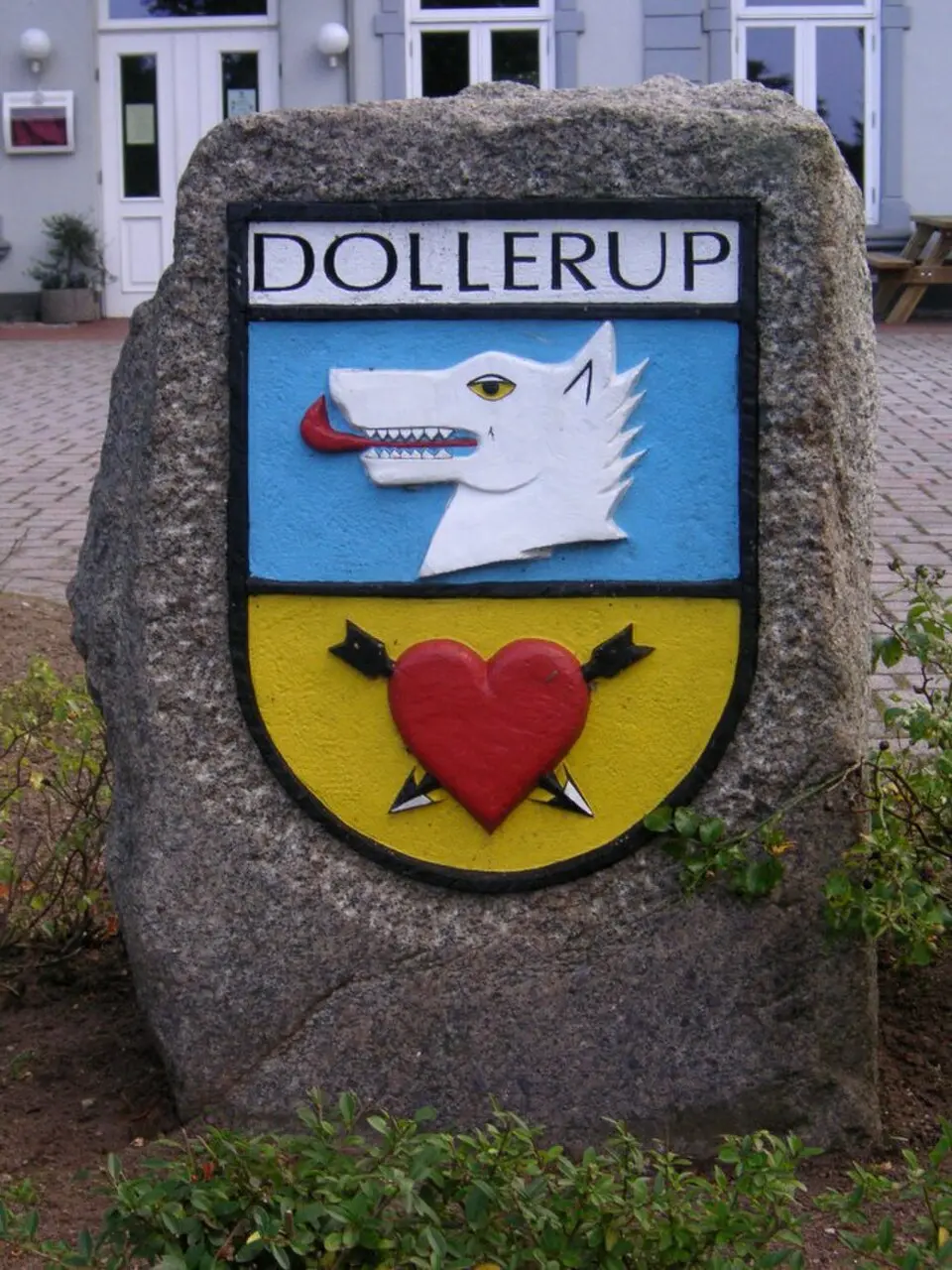 Bild: Holger.Ellgaard 15:27, 14 October 2007 (UTC) · Public domain Dollerup