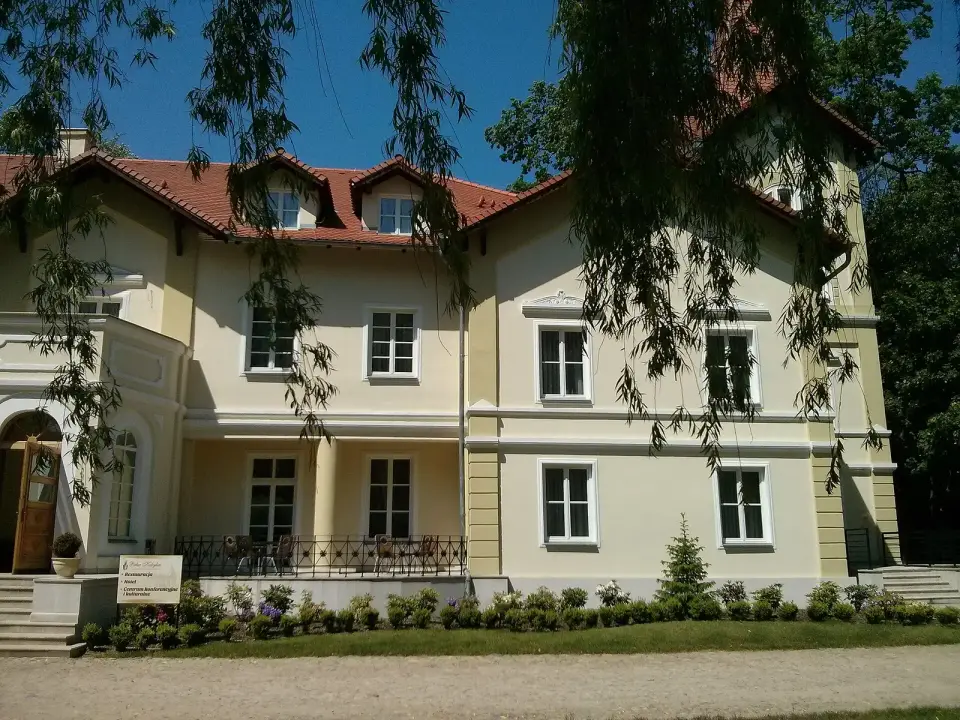 Zespół pałacowy w Kobylinie