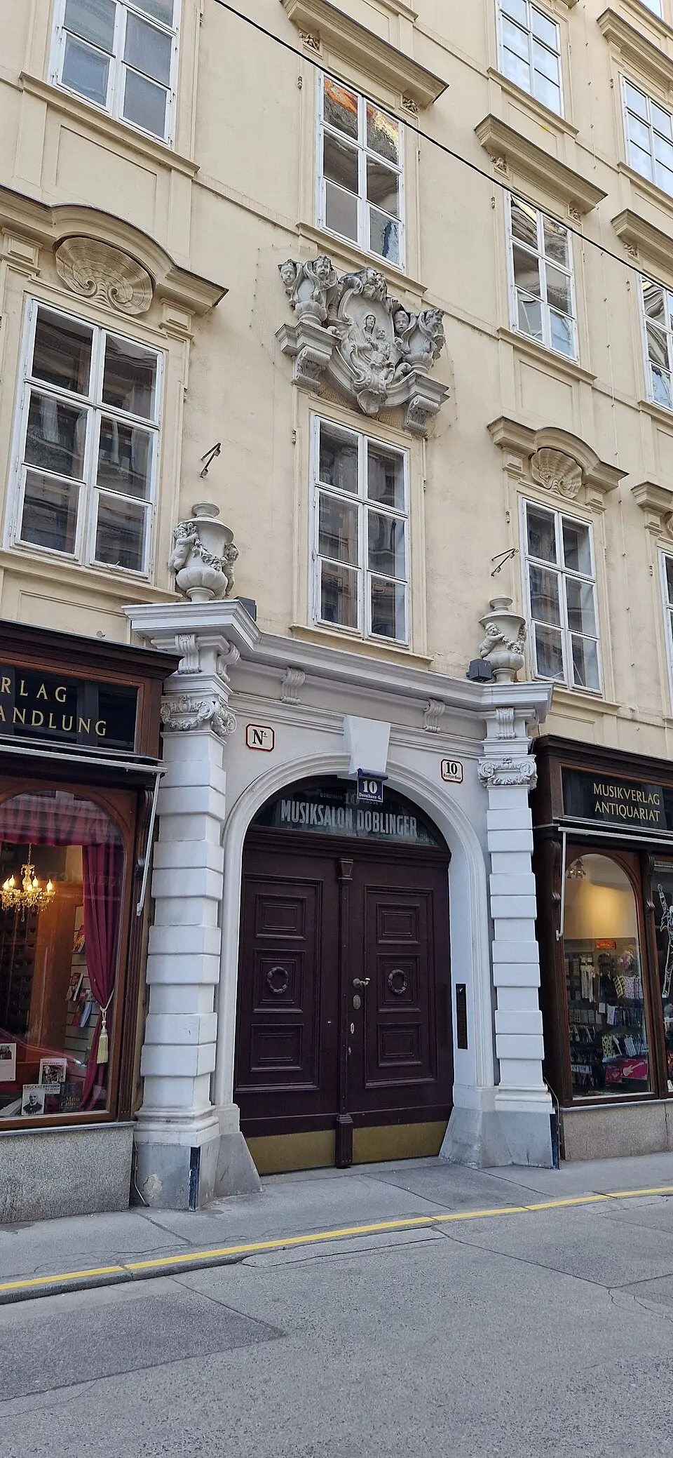 Palais Dietrichstein (Dorotheergasse/ Bräunerstraße)