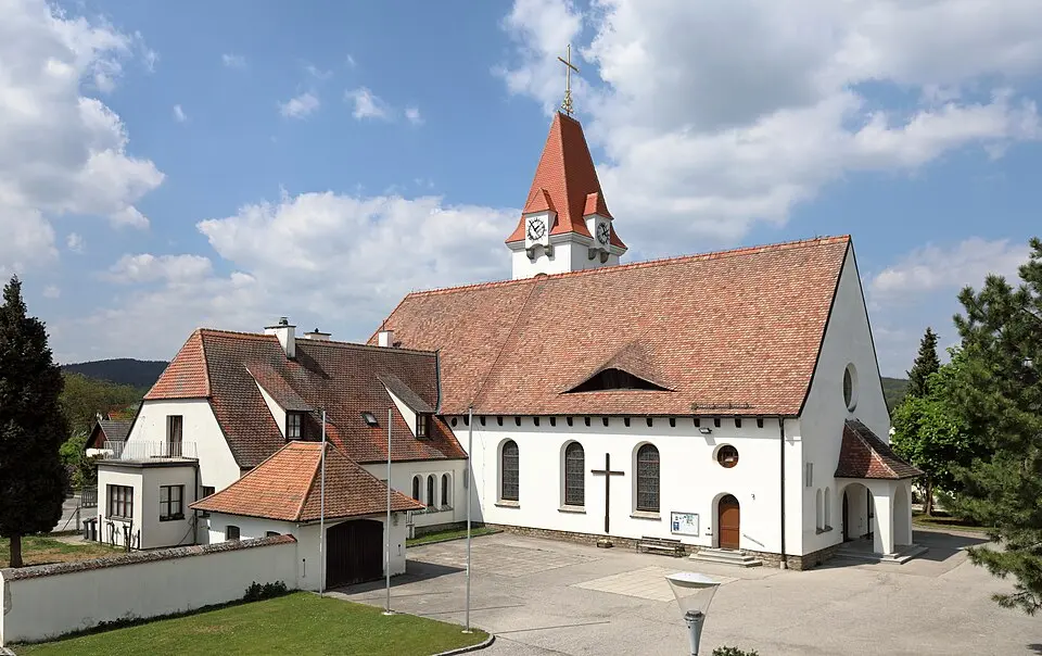 Immagine: C.Stadler/Bwag · CC BY-SA 4.0 Pfarrkirche Droß