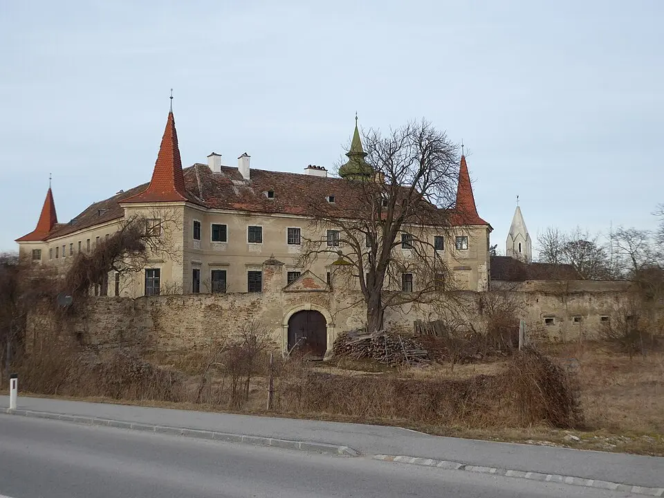 Immagine: BSonne · CC BY 4.0 Schloss Droß