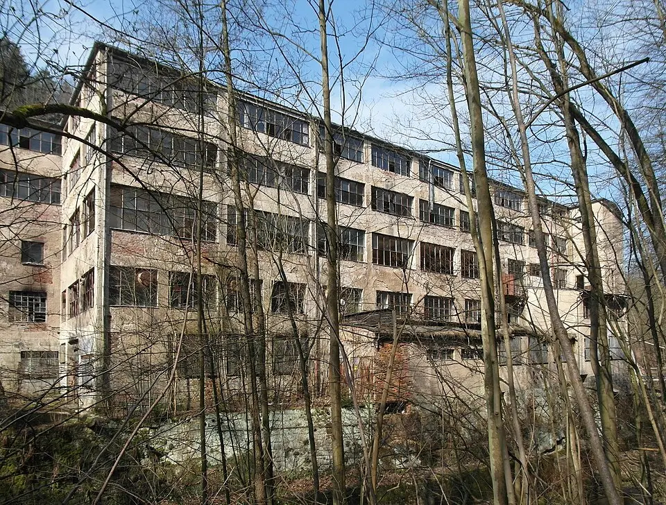 Pappenfabrik Zacharias Ostushenrichwerke